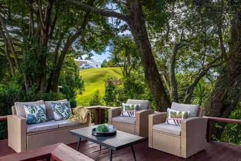 Photo of property in 91a Uxbridge Road, Cockle Bay, Auckland, 2014