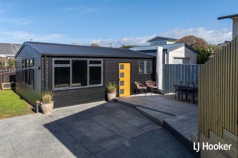 Photo of property in 17 Brighton Road, Waihi Beach, 3611