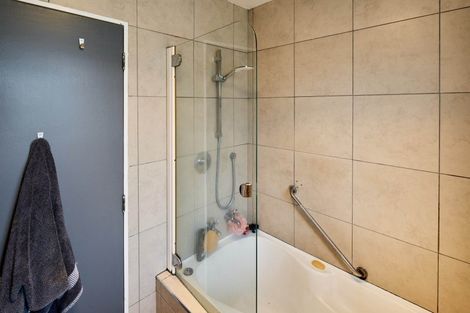 Photo of property in 14 Indiana Grove, Totara Park, Upper Hutt, 5018