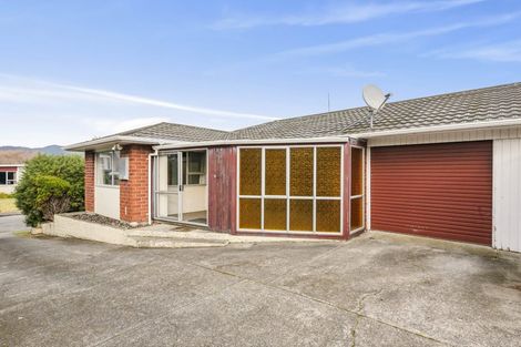 Photo of property in 2/40 Teoti Street, Paraparaumu Beach, Paraparaumu, 5032