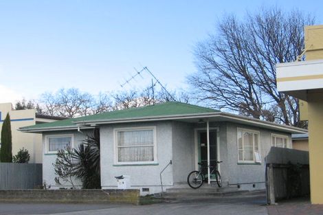 Photo of property in 2/609 Heretaunga Street East, Parkvale, Hastings, 4122