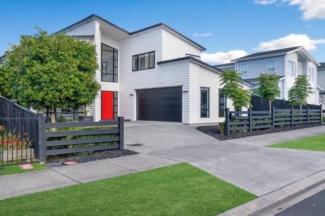 Photo of property in 26 Papa Orchard Drive, Kumeu, 0810