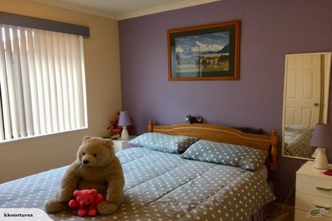 Photo of property in 9 Gendo Avenue, Henderson, Auckland, 0612