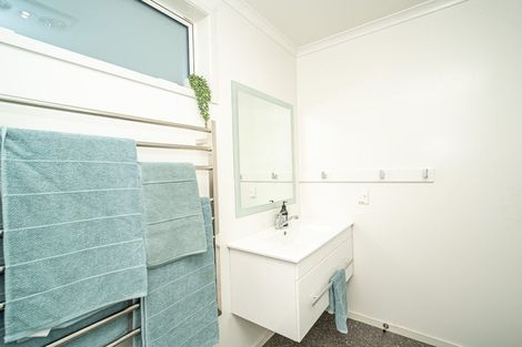 Photo of property in 32 Korari Crescent, Mangakino, 3421