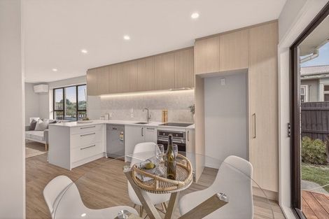 Photo of property in 2/22 Marine Parade, North New Brighton, Christchurch, 8083