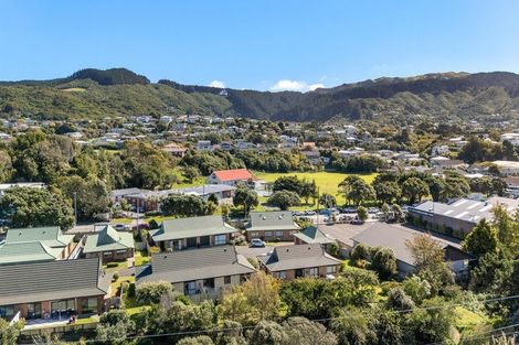 Photo of property in Redwood Village, 15/42 Main Road, Tawa, Wellington, 5028