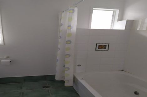 Photo of property in 1/10 Juniper Road, Sunnynook, Auckland, 0620