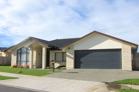 Photo of property in 7 Karson Place, Flat Bush, Auckland, 2016