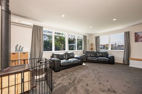 Photo of property in 3 Martin Street, Waikanae, 5036