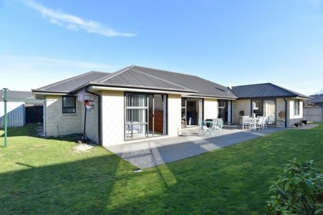 Photo of property in 32 Kotare Avenue, Rangiora, 7400