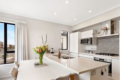 Photo of property in 162 Hobsonville Point Road, Hobsonville, Auckland, 0616