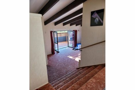 Photo of property in 1 Paulownia Place, Totara Heights, Auckland, 2105
