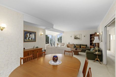 Photo of property in 15 Lyons Crescent, Strathmore Park, Wellington, 6022