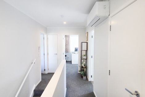 Photo of property in 36 Bluff Road, Kenepuru, Porirua, 5022