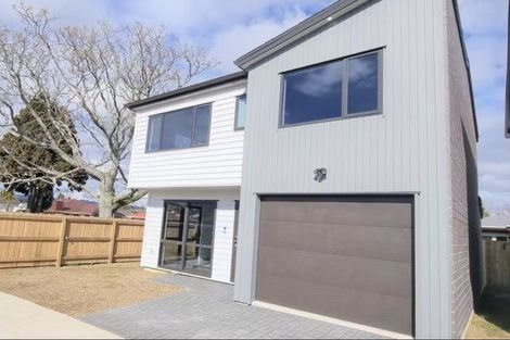 Photo of property in 425a Great South Road, Opaheke, 2113