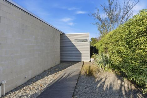 Photo of property in 4 Crombie Green, Northwood, Christchurch, 8051
