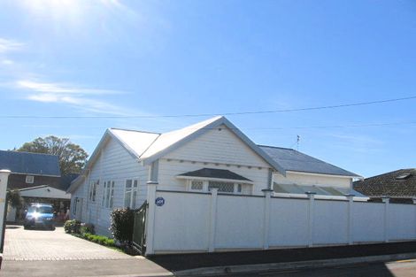 Photo of property in 24 Frankmoore Avenue, Johnsonville, Wellington, 6037