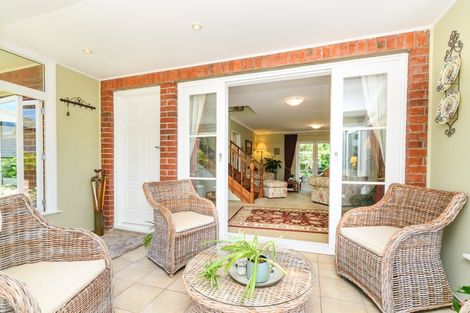 Photo of property in 26 Saint Albans Avenue, Hokowhitu, Palmerston North, 4410