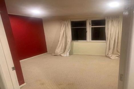 Photo of property in 27 Taikata Road, Te Atatu Peninsula, Auckland, 0610