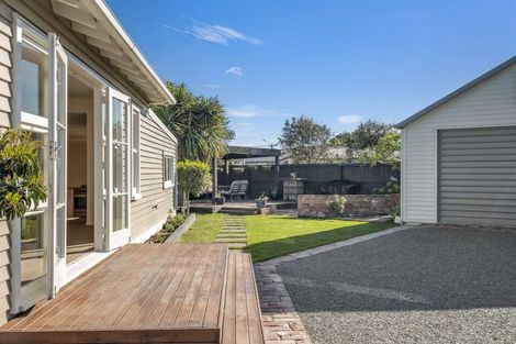 Photo of property in 54 Marriotts Road, North New Brighton, Christchurch, 8083