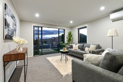 Photo of property in 32 Isobel Hodgson Drive, Cambridge, 3434