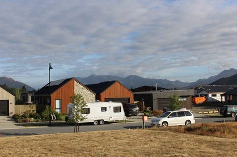 Photo of property in 6 Doug Ledgerwood Drive, Wanaka, 9305