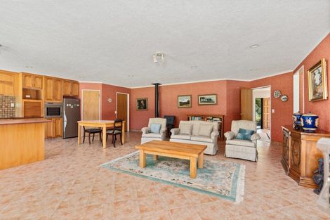 Photo of property in 128 Tararua Drive, Upper Plain, Masterton, 5888