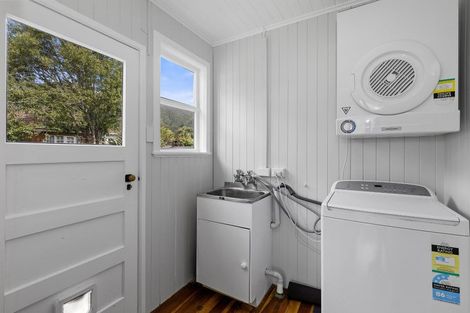 Photo of property in 114 Judd Crescent, Naenae, Lower Hutt, 5011