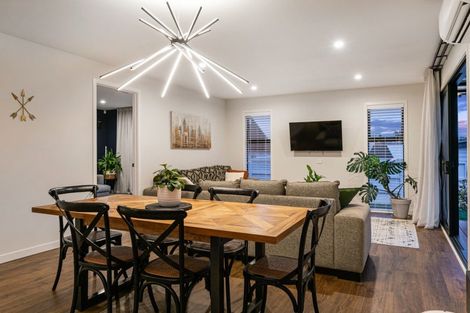 Photo of property in 2a Roland Road, Greenhithe, Auckland, 0632