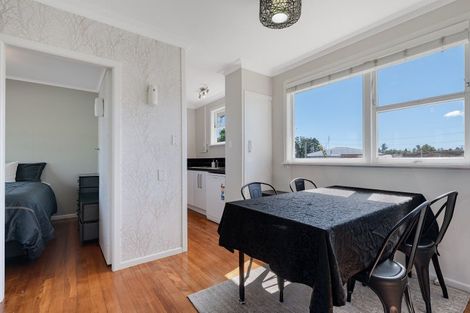 Photo of property in 2/71 Emmett Street, Greerton, Tauranga, 3112