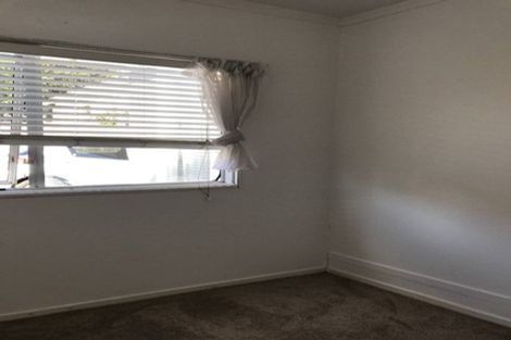 Photo of property in 2/8 James Road, Manurewa, Auckland, 2102