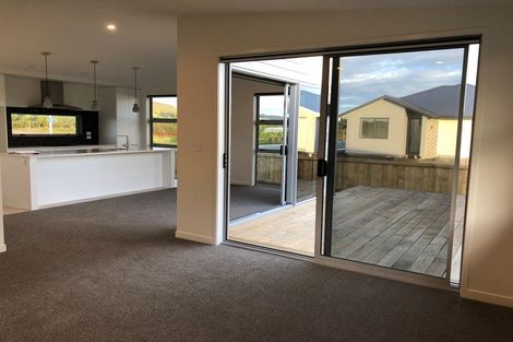 Photo of property in 1 Dunkeld Drive, Papamoa, 3118