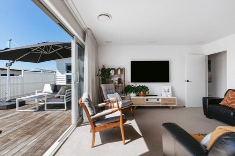 Photo of property in 60 Pacific Parade, Coastlands, Whakatane, 3120
