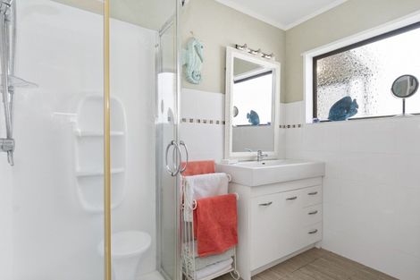 Photo of property in 54b Hinewa Road, Otumoetai, Tauranga, 3110