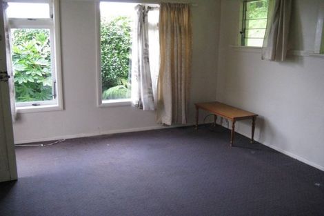 Photo of property in 1/13 Garden Road, Northland, Wellington, 6012