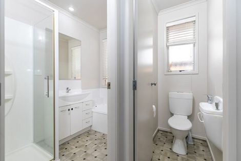 Photo of property in 32 Parkside Drive, Huntington, Hamilton, 3210