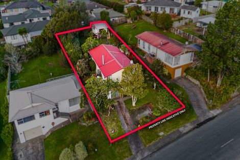 Photo of property in 6 Hewlett Road, Massey, Auckland, 0614