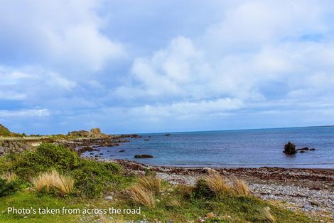 Photo of property in 47 Moa Point Road, Moa Point, Wellington, 6022