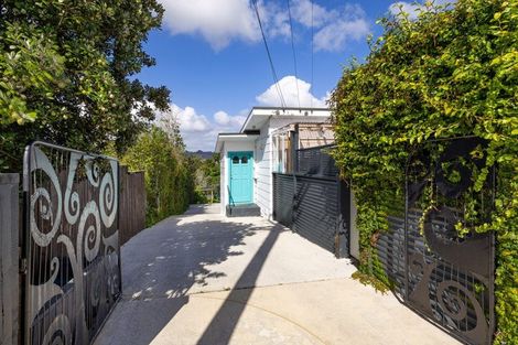 Photo of property in 70 Wainui Road, Raglan, 3225