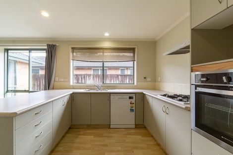 Photo of property in 16 Earlswood Avenue, Hamilton East, Hamilton, 3216