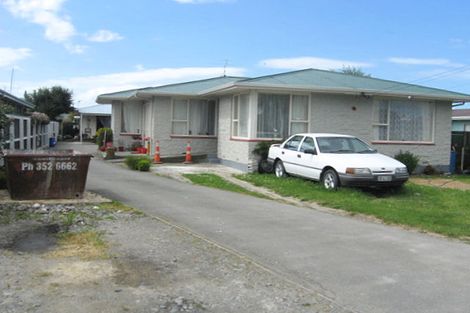 Photo of property in 15 Sturrocks Road, Redwood, Christchurch, 8051