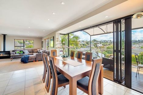 Photo of property in 41 Mayfair Crescent, Mairangi Bay, Auckland, 0630