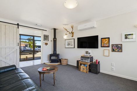 Photo of property in 7a Wigan Place, Hokowhitu, Palmerston North, 4410