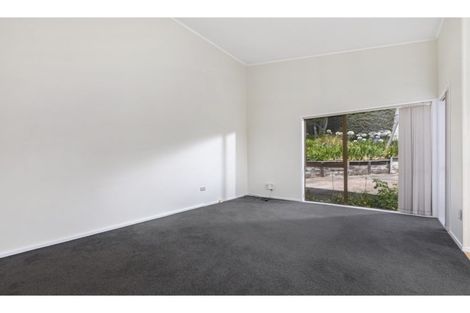Photo of property in 1/20 Halder Place, Torbay, Auckland, 0632