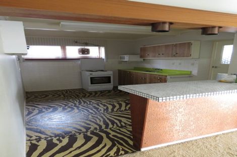 Photo of property in 1/78 Castor Bay Road, Castor Bay, Auckland, 0620