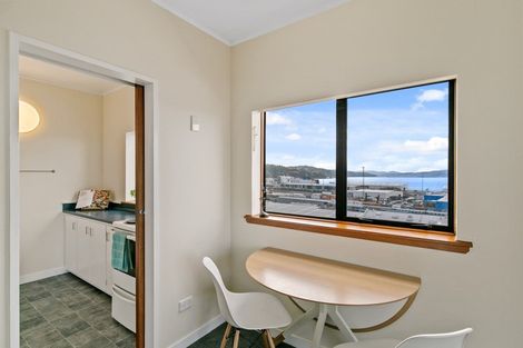 Photo of property in Hobson Court Flats, 66/70u Hobson Street, Thorndon, Wellington, 6011