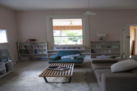 Photo of property in 87 Muritai Road, Eastbourne, Lower Hutt, 5013