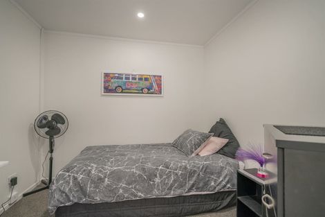 Photo of property in 2 Mayfair Close, Whitianga, 3510