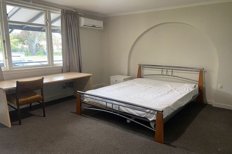 Photo of property in 16 Peer Street, Upper Riccarton, Christchurch, 8041