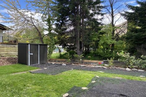 Photo of property in 32 Bedford Street, Arrowtown, 9302